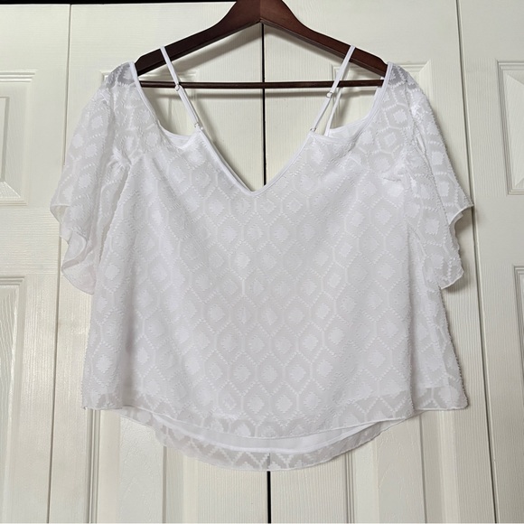 Guess White Cold Shoulder Breezy Boho Lacey Diamond Pattern Camisole Tank Top - Picture 6 of 11